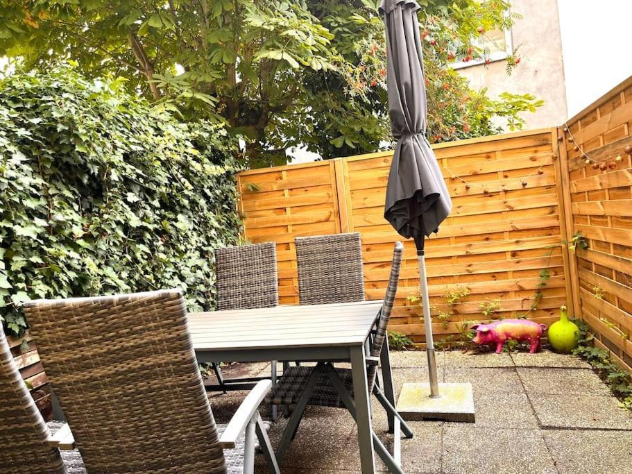 Doppelzimmer Mit Terrasse In Privatem Zuhause Lübeck Dış mekan fotoğraf