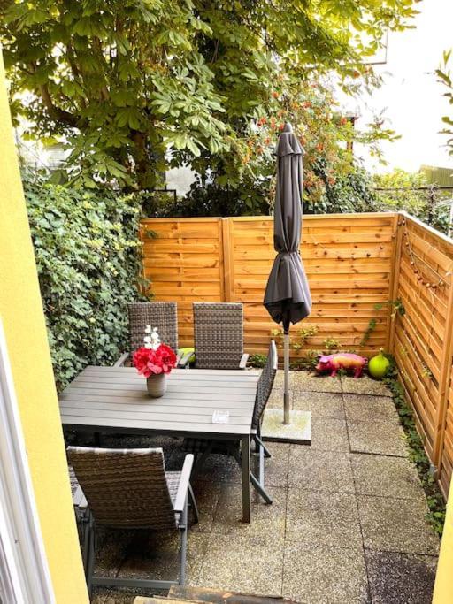 Doppelzimmer Mit Terrasse In Privatem Zuhause Lübeck Dış mekan fotoğraf