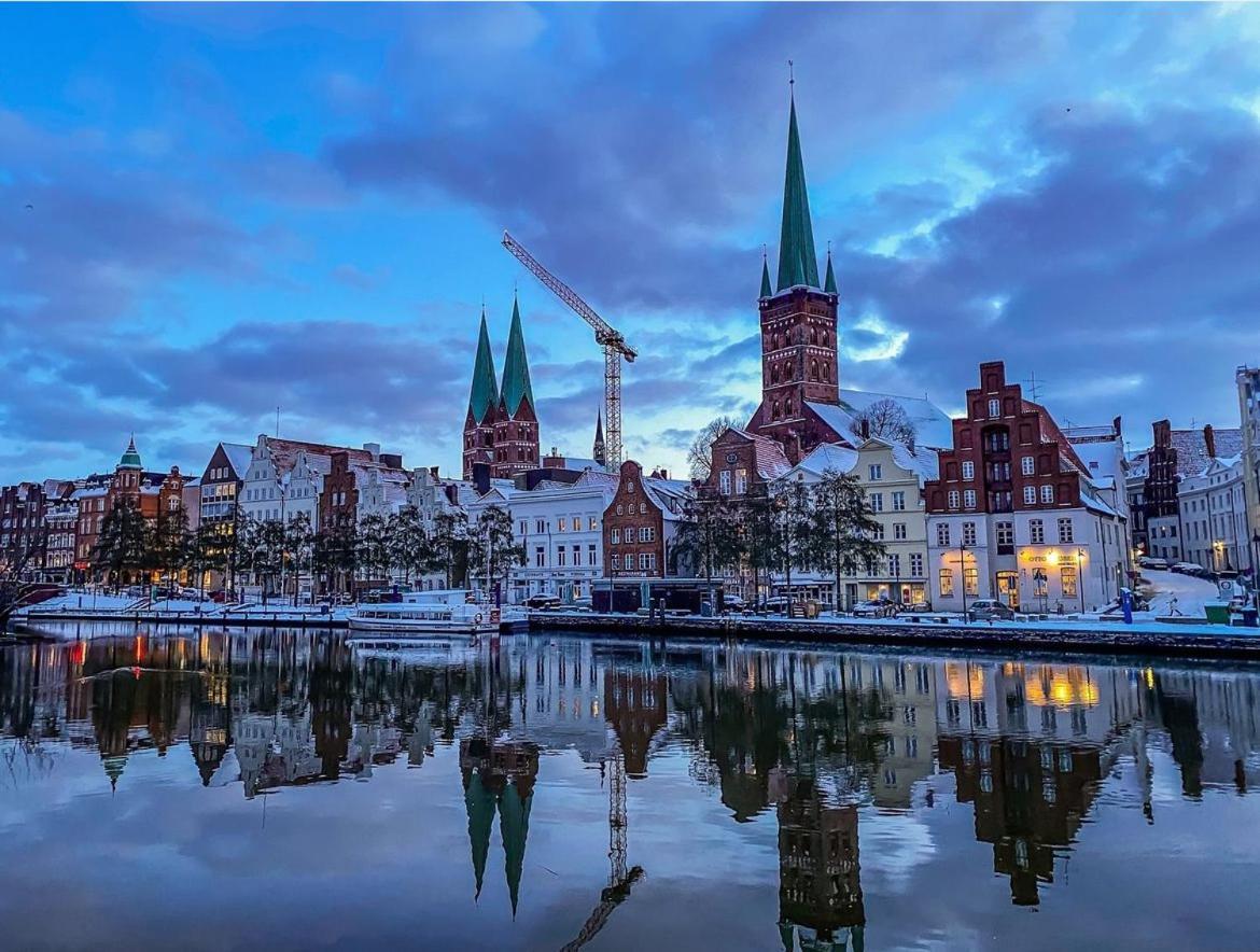 Doppelzimmer Mit Terrasse In Privatem Zuhause Lübeck Dış mekan fotoğraf