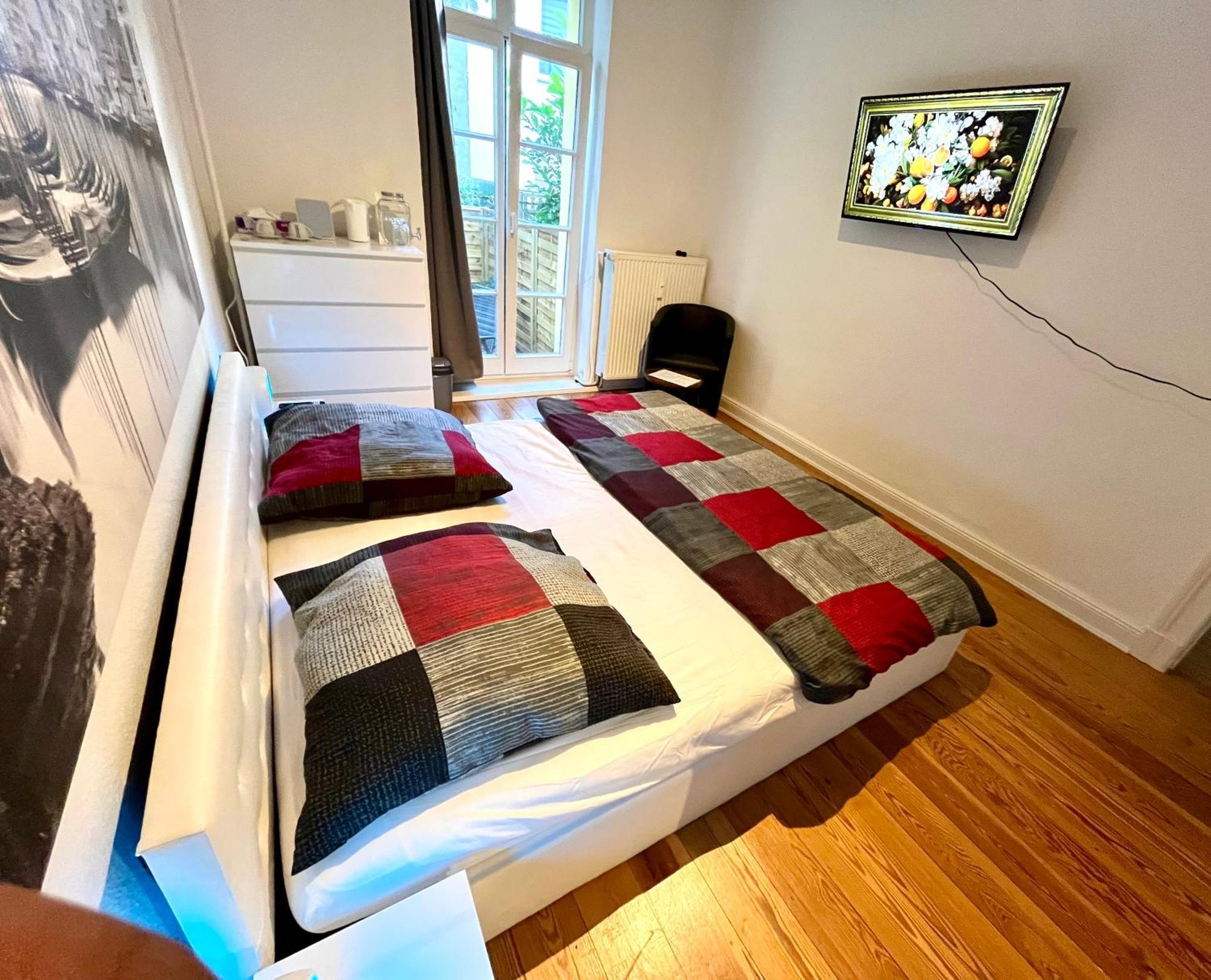 Doppelzimmer Mit Terrasse In Privatem Zuhause Lübeck Dış mekan fotoğraf