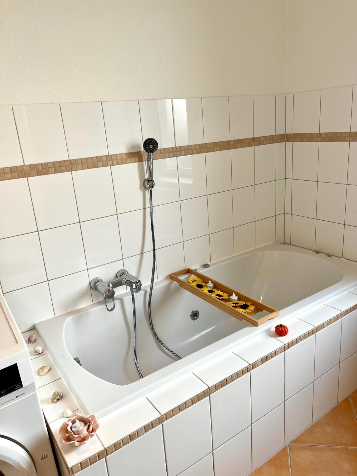 Doppelzimmer Mit Terrasse In Privatem Zuhause Lübeck Dış mekan fotoğraf